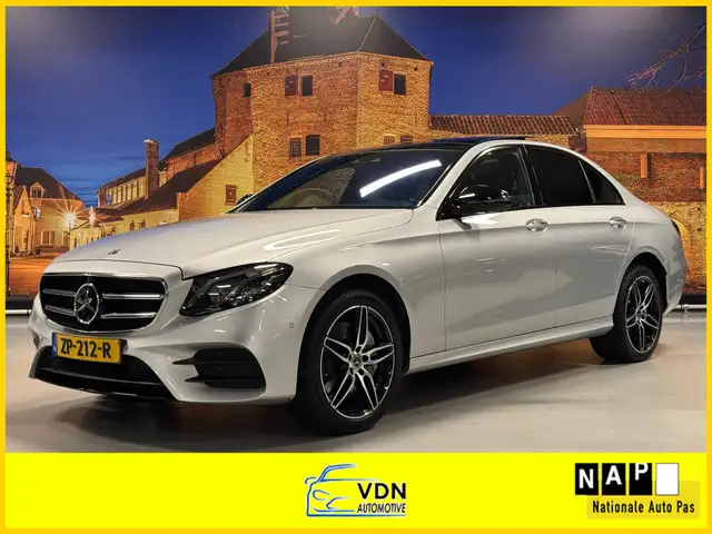 Mercedes-Benz E 300 300e Premium+ AMG Aut Panodak Burmester 360° Camer