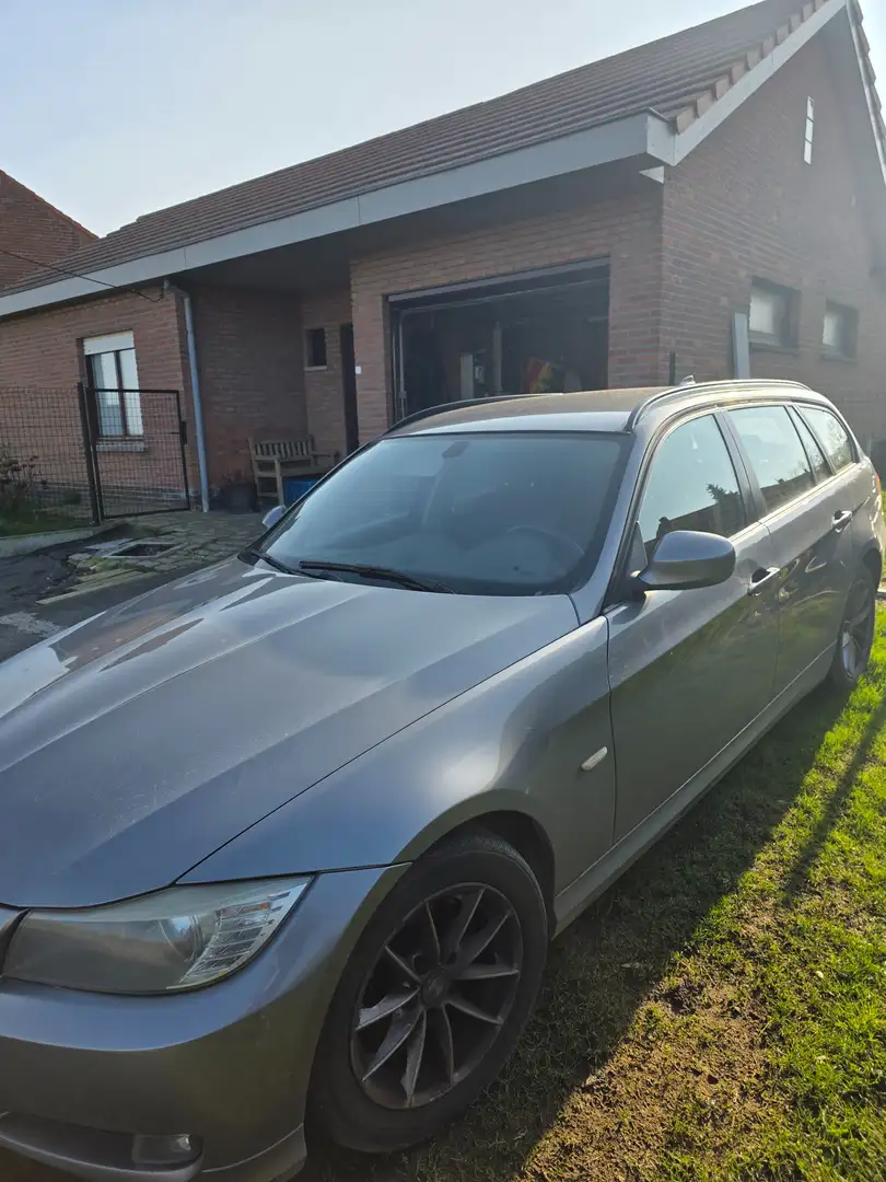 BMW 116 116d EfficientDynamics Edition Grijs - 1