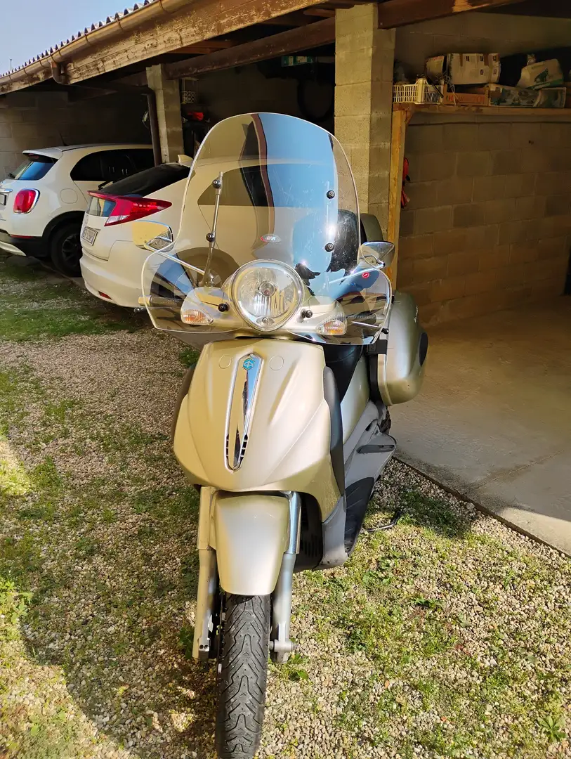 Piaggio Beverly 500 Beżowy - 1