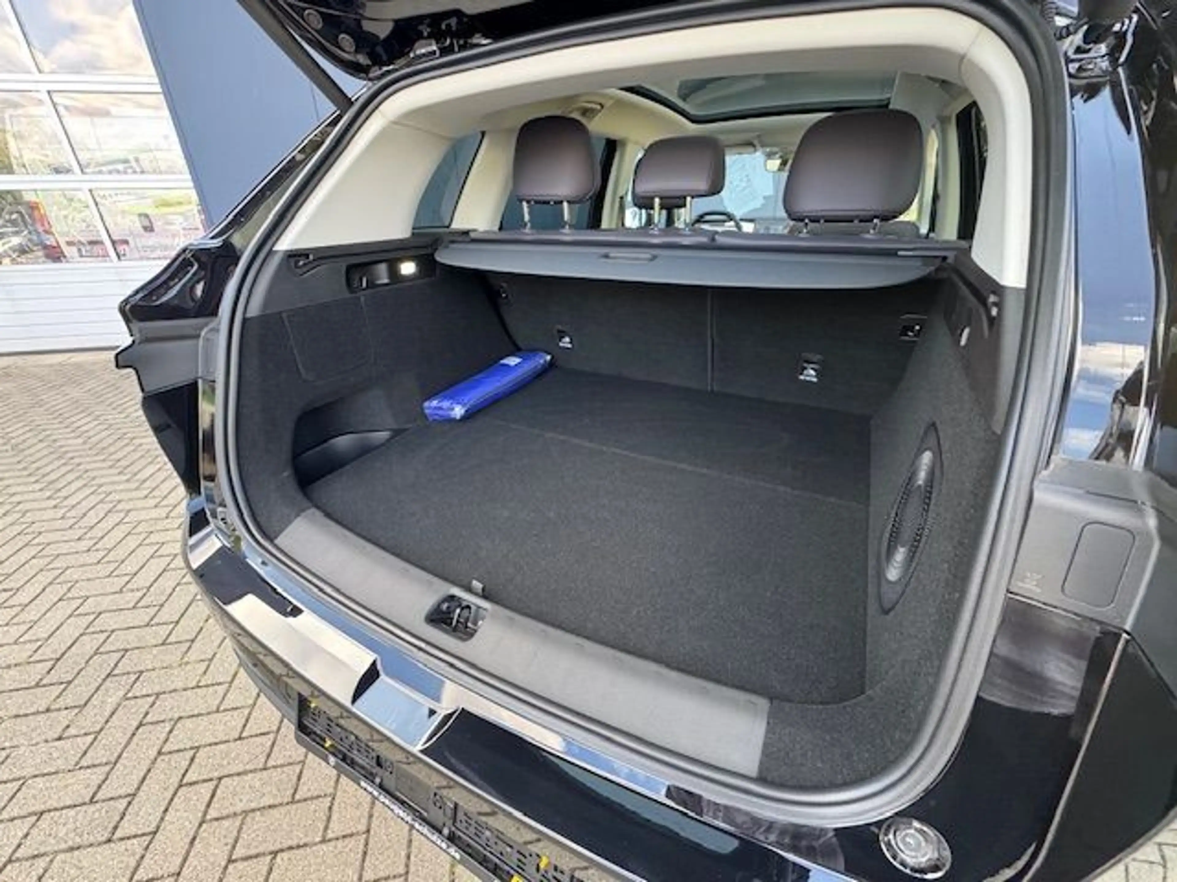 Leapmotor C10 28,4 kWh Design — photo 15