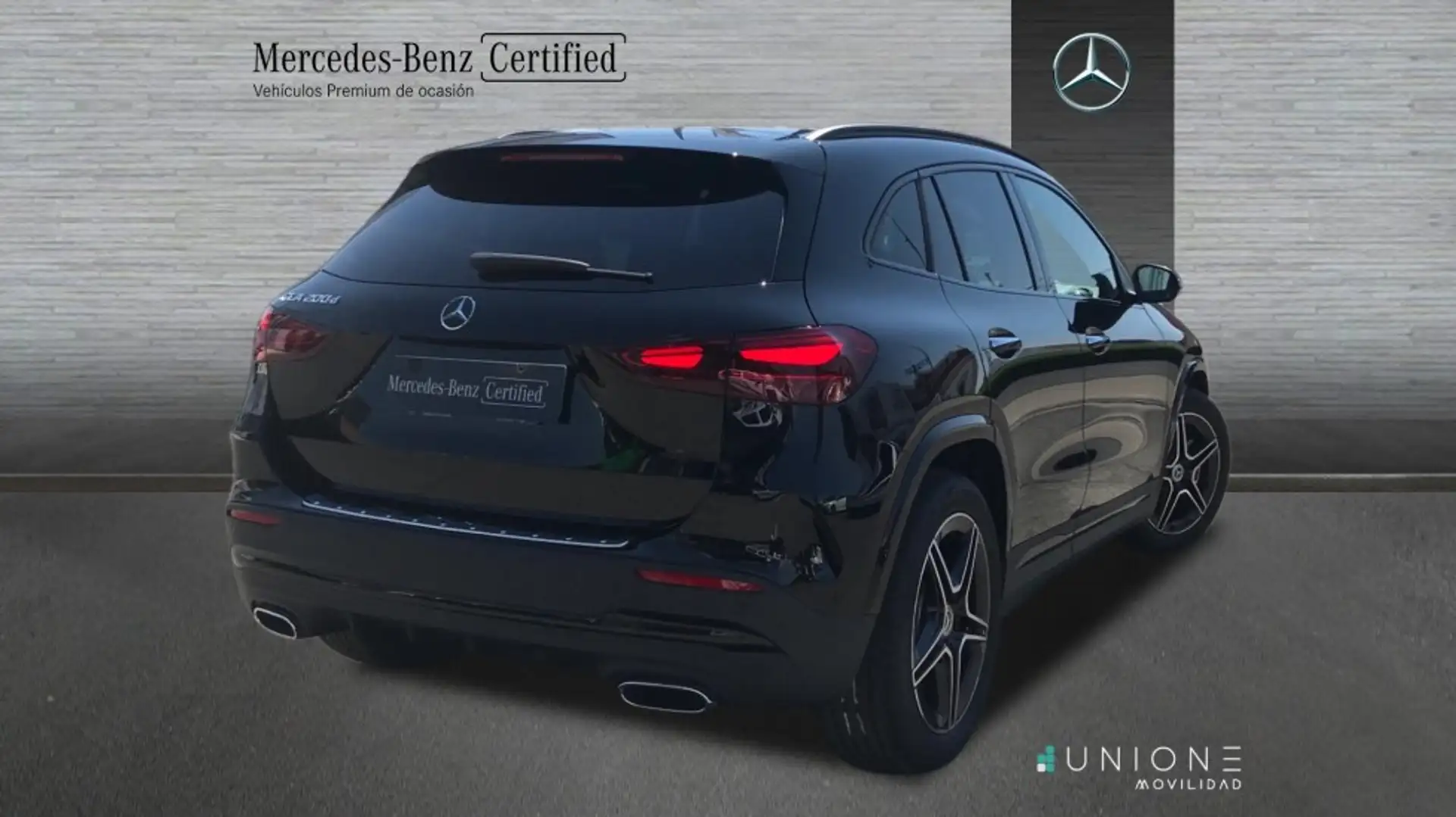 Mercedes-Benz GLA 200 d - 2