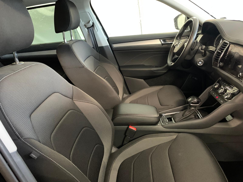 Skoda Kodiaq 2.0 TDI DSG 4X4 NAVI/ACC/MATRIX/19 AHK — photo 3