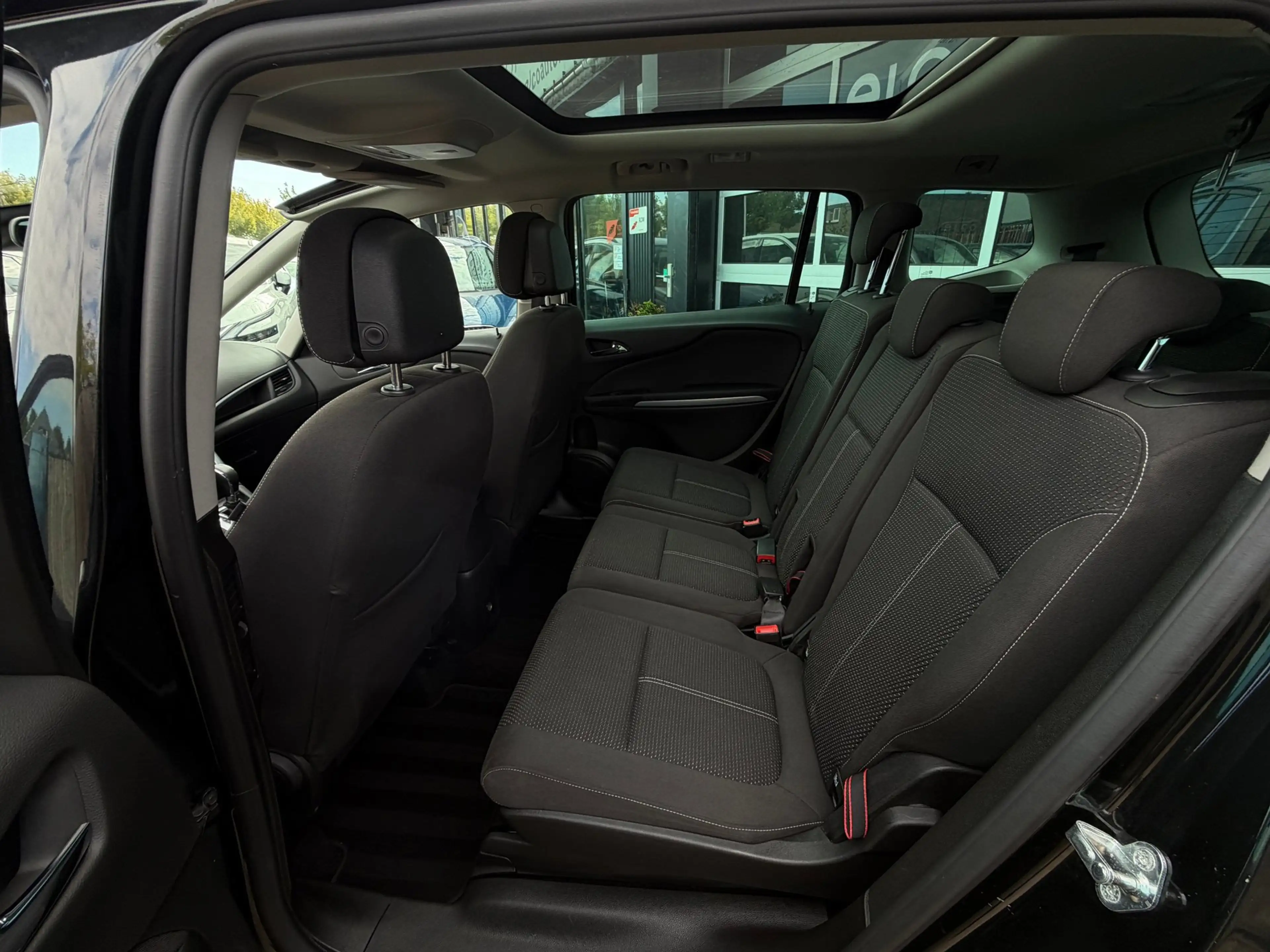 Opel Zafira 1.4 Turbo Business+ 7P / Pano / Trekhaak — photo 15