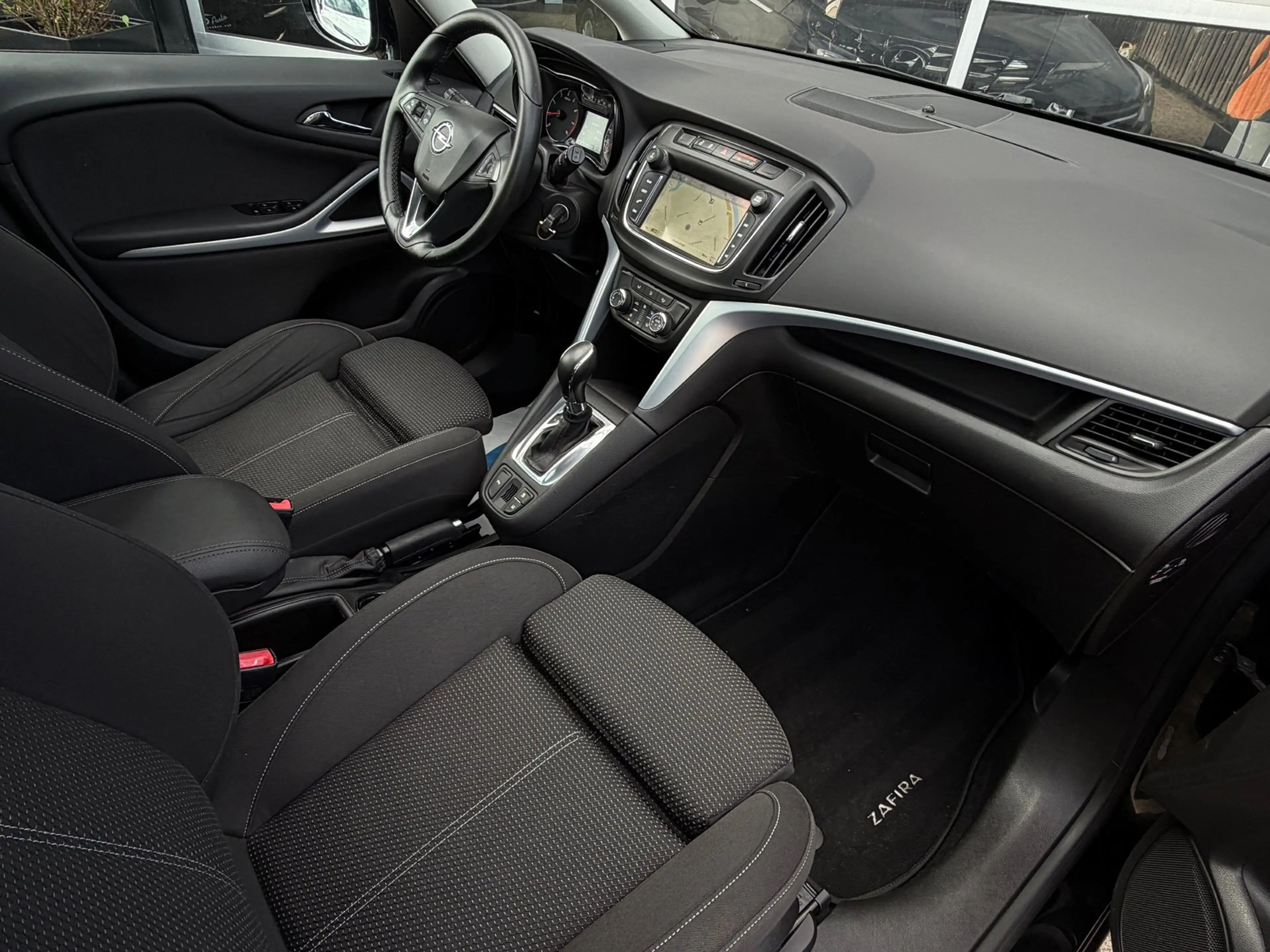 Opel Zafira 1.4 Turbo Business+ 7P / Pano / Trekhaak — photo 8