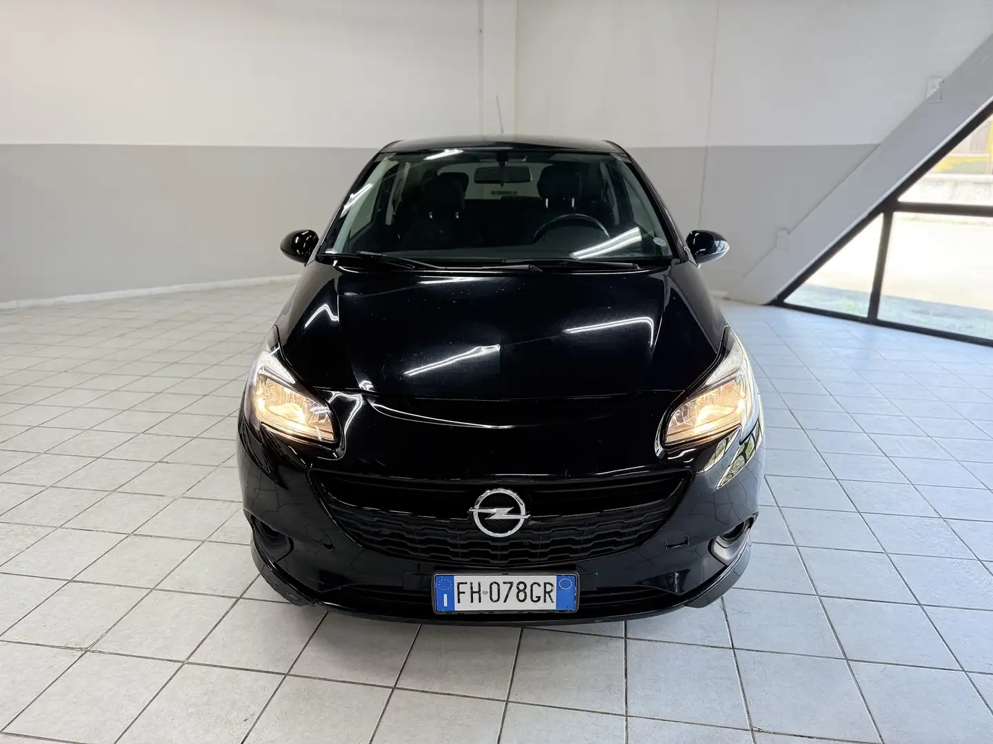 Opel Corsa 3p 1.4 b-Color Gpl 90cv Noir - 1