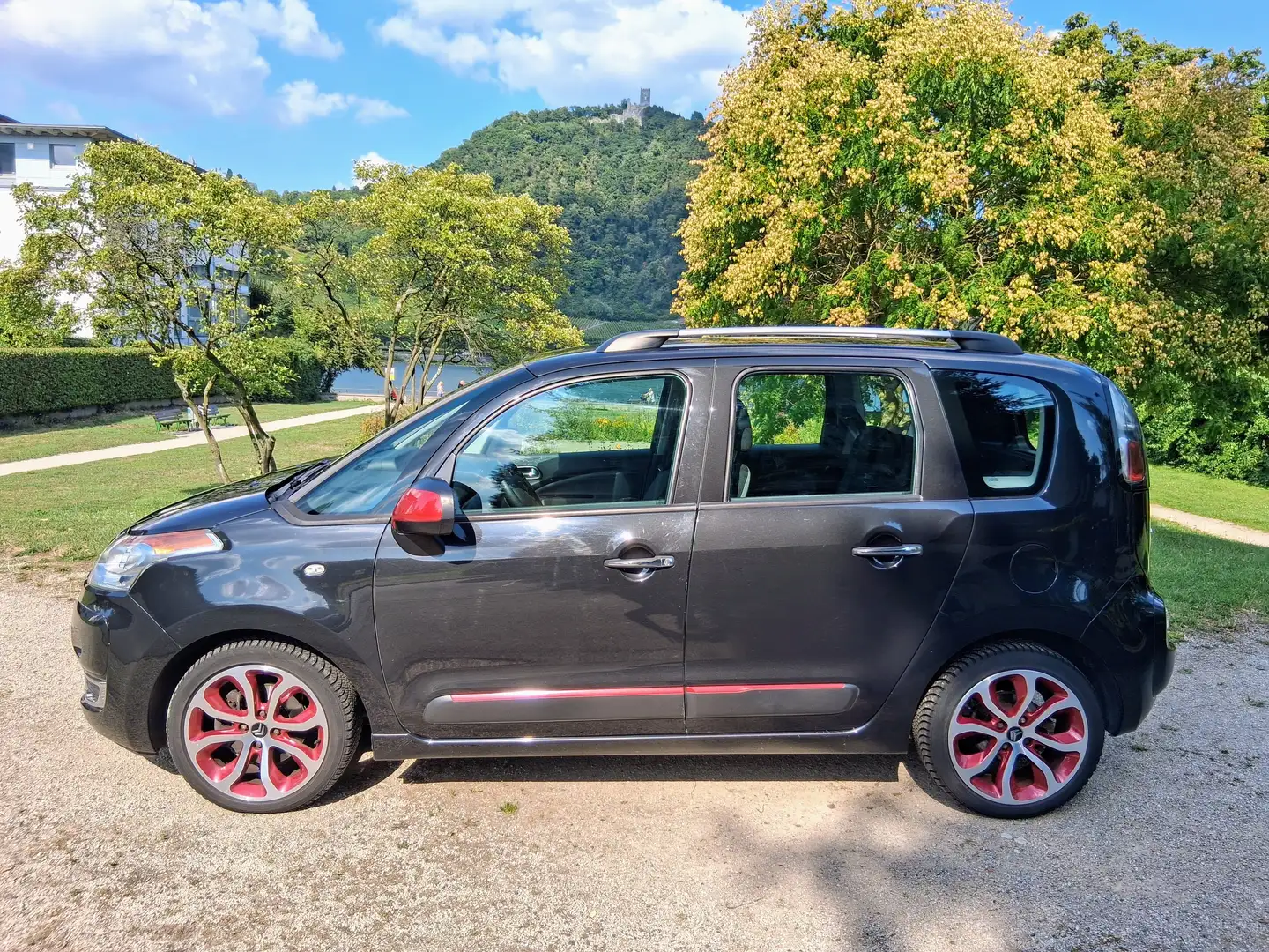 Citroen C3 Picasso HDi 110 FAP Color Selection 17-Zoll / 6-Gang Negro - 1