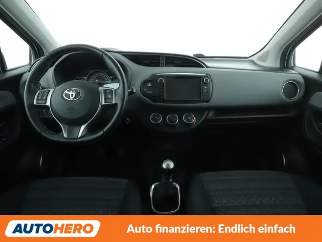 Toyota Yaris view 12