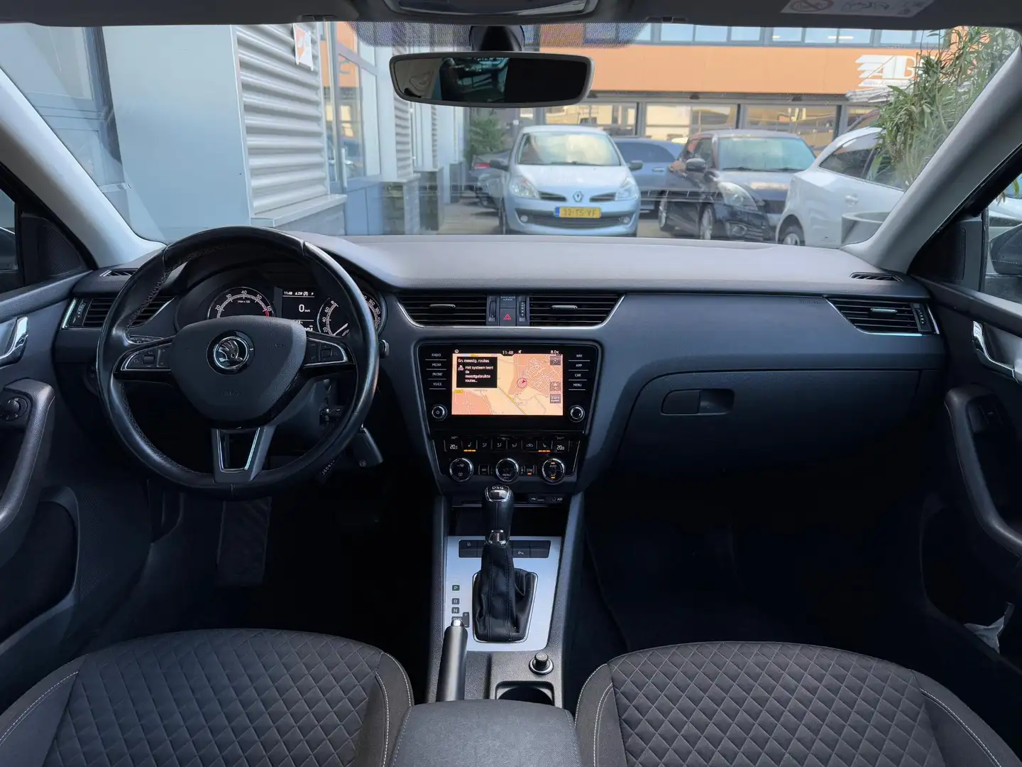 Skoda Octavia Combi 1.0 TSI Greentech Style DSG CarPlay LED Grijs - 2