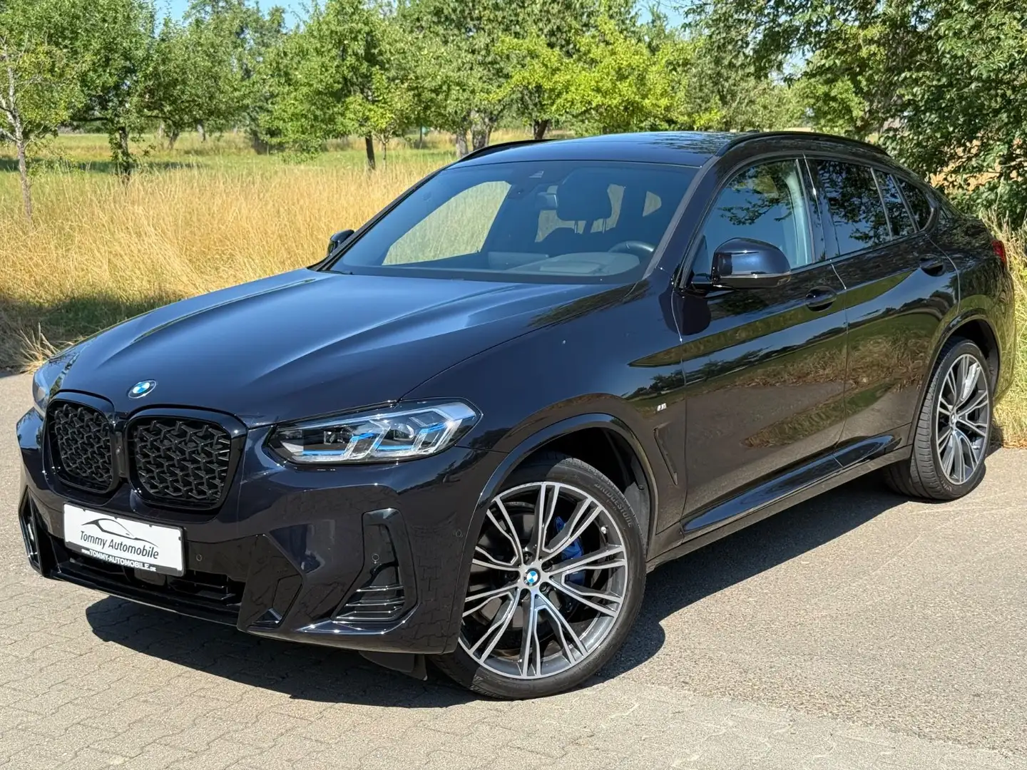 BMW X4 xDrive 30 d M Sport Laser HeadUp Pano AHK 21" Noir - 1