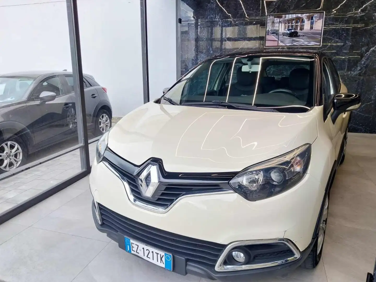 Renault Captur 1.5 dCi 8V 90 CV (Garanzia 12 Mesi) Beige - 2
