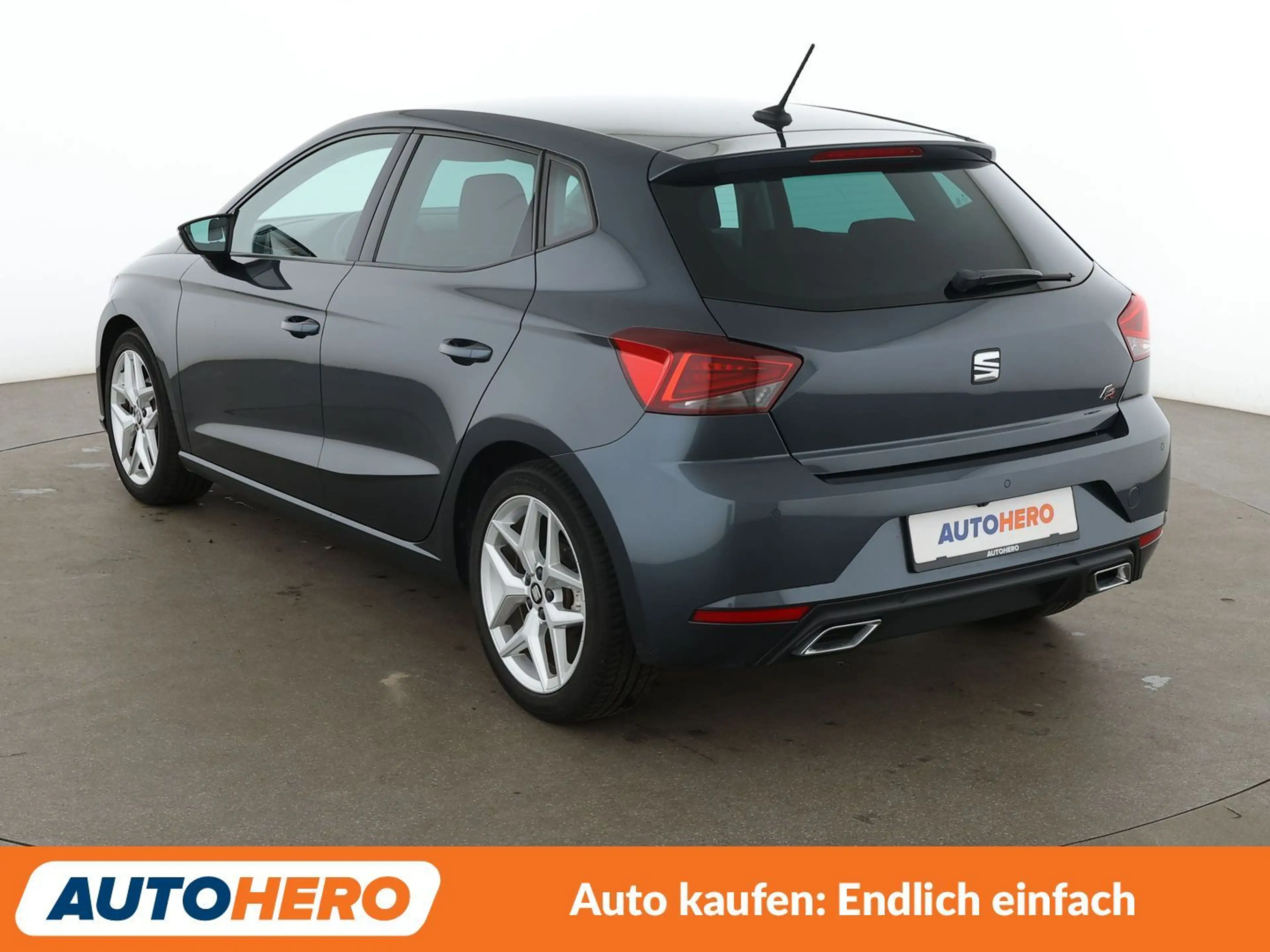SEAT Ibiza 1.0 TSI FR*NAVI*LED*TEMPO*CAM*PDC*SHZ*BT* — photo 4