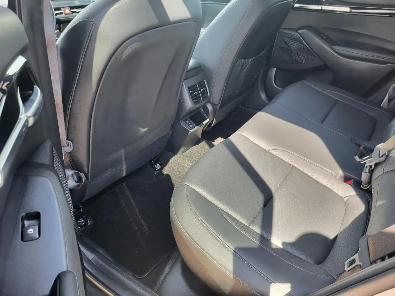 Kia Seltos снимка Kia Seltos