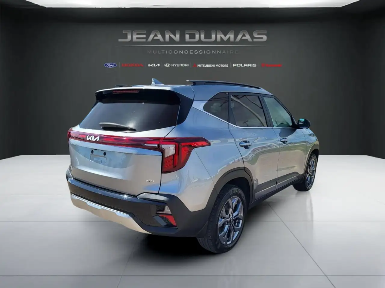Kia Seltos снимка Kia Seltos