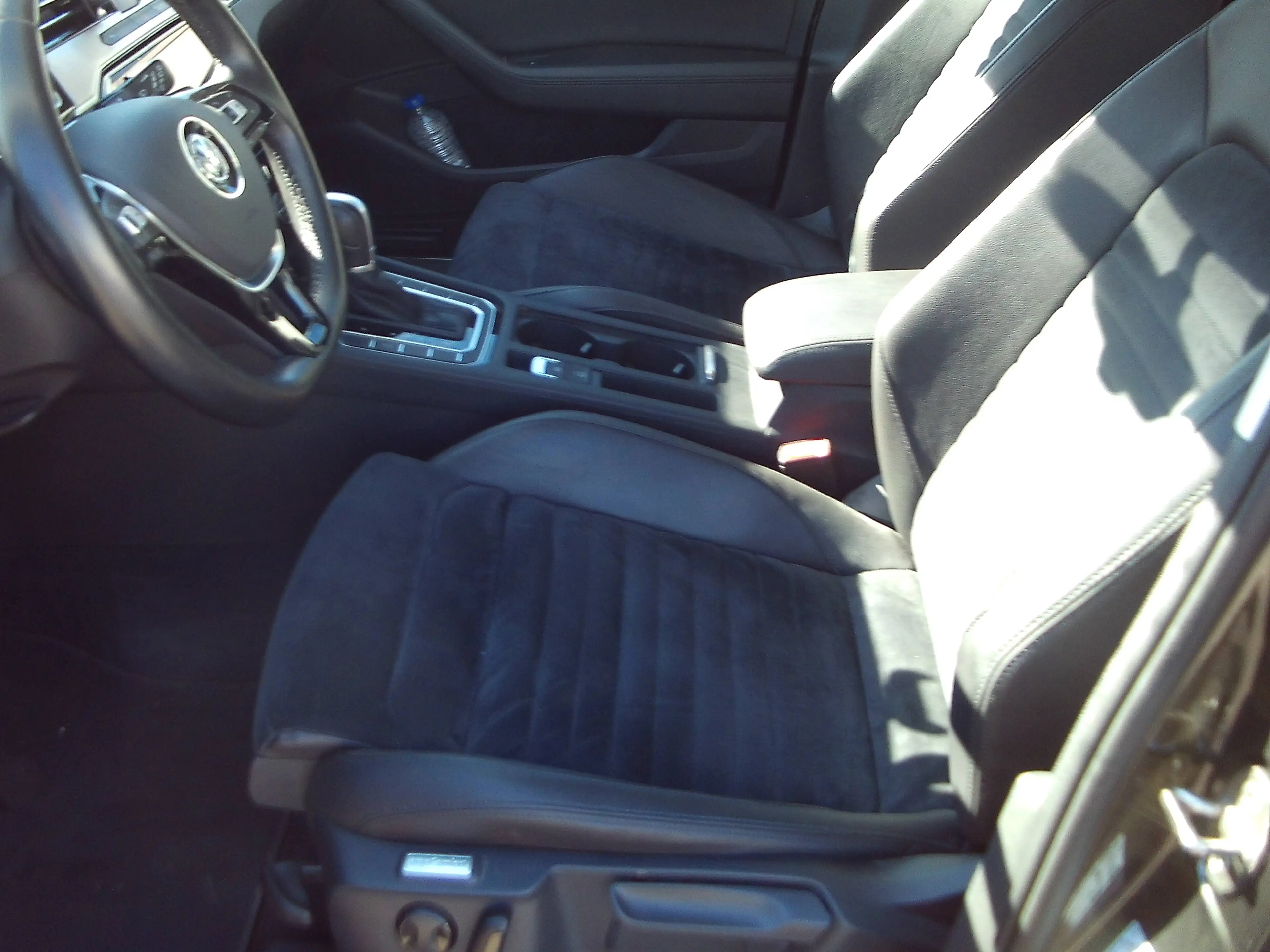 Volkswagen Passat Variant Passat SW 1.6 CR TDi Highline Business DSG — photo 7