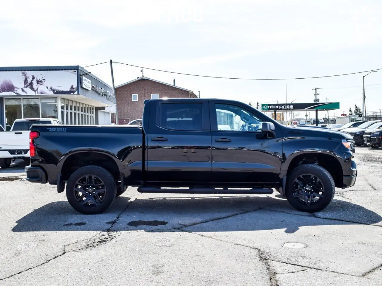 Chevrolet Silverado 1500 снимка Chevrolet Silverado 1500