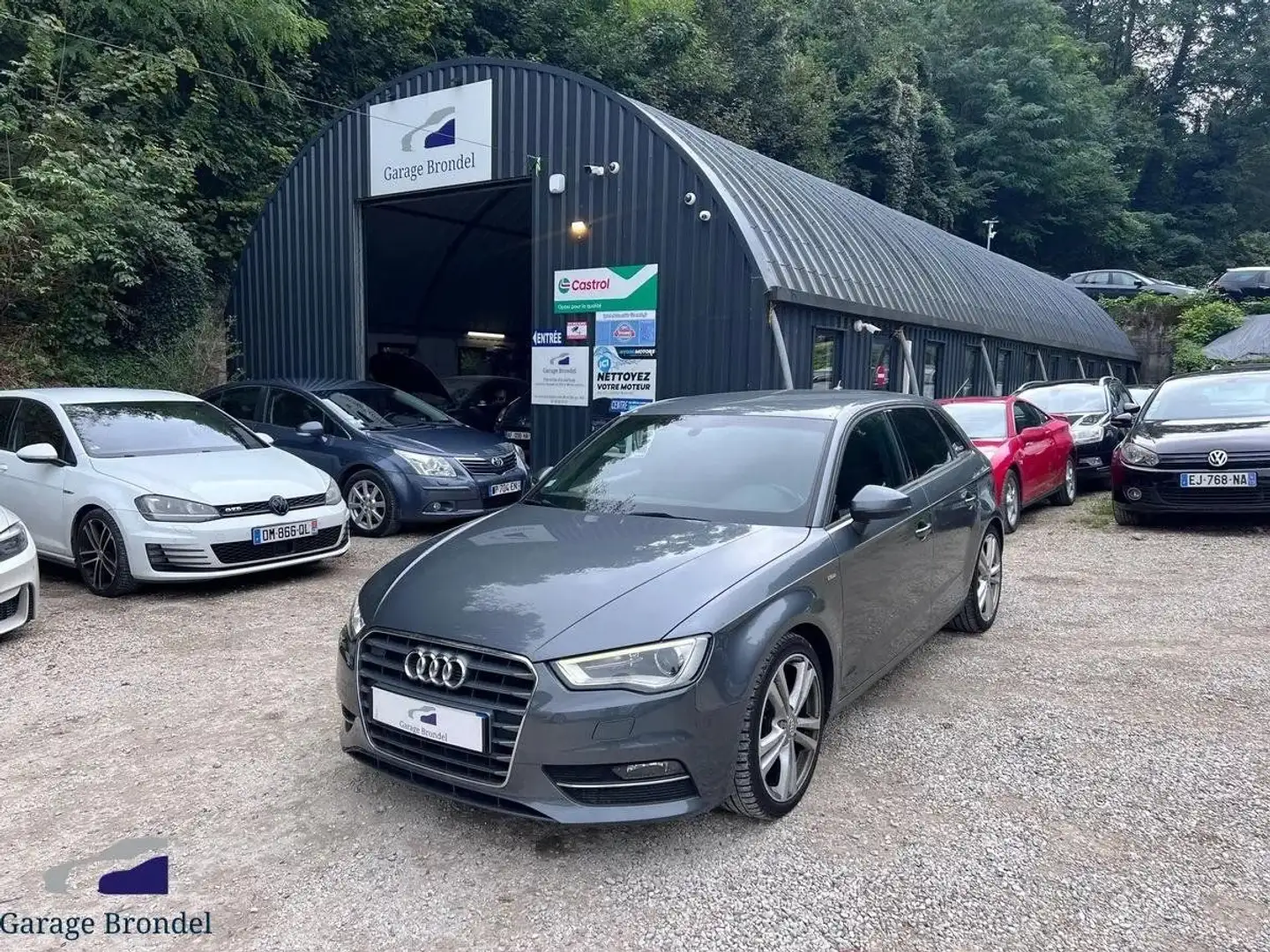 Audi A3 (8V) Sportback 2.0 TDi 150cv S-Line BVA Gris - 1