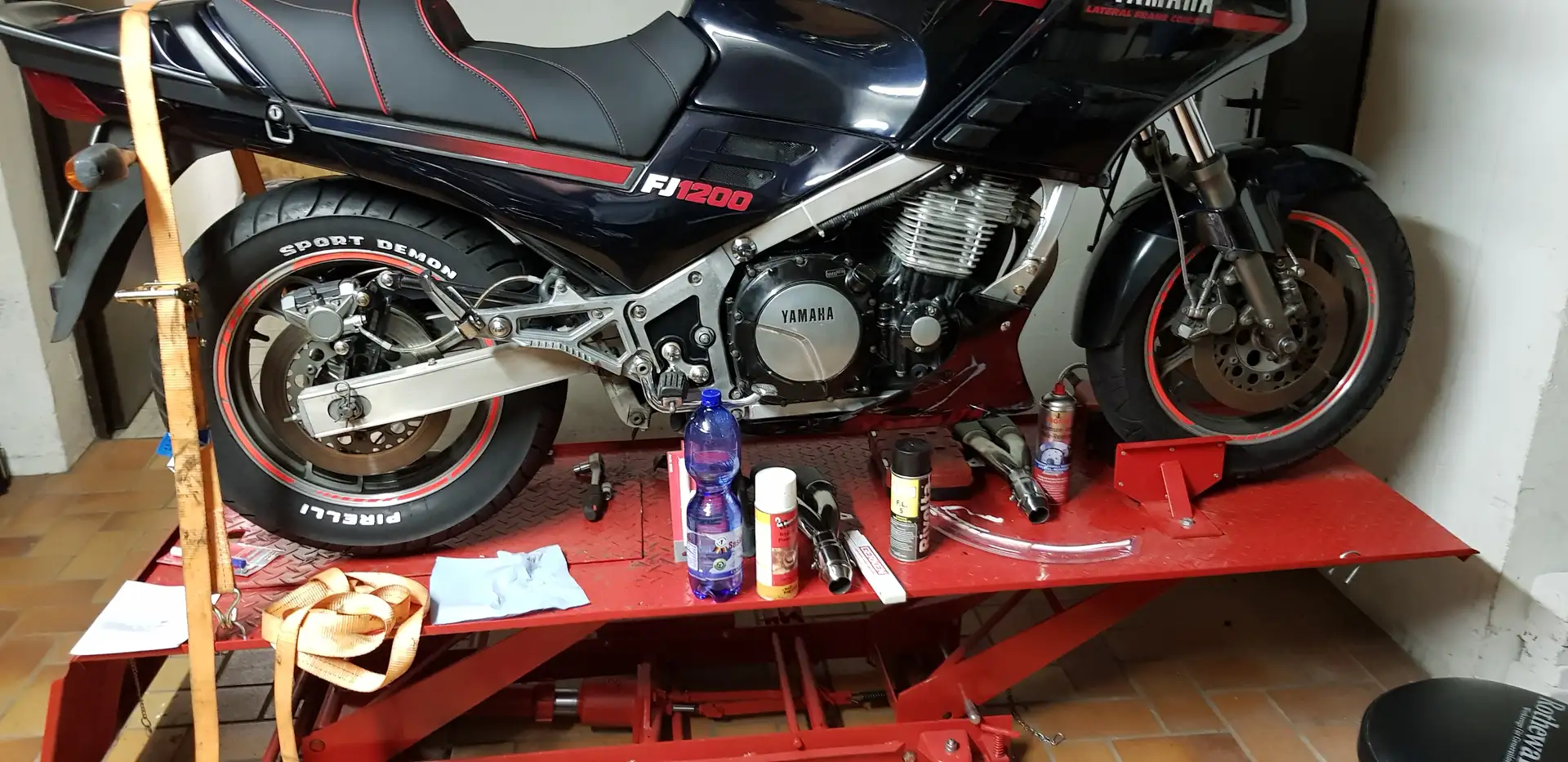 Yamaha FJ 1200 1TX Negro - 1