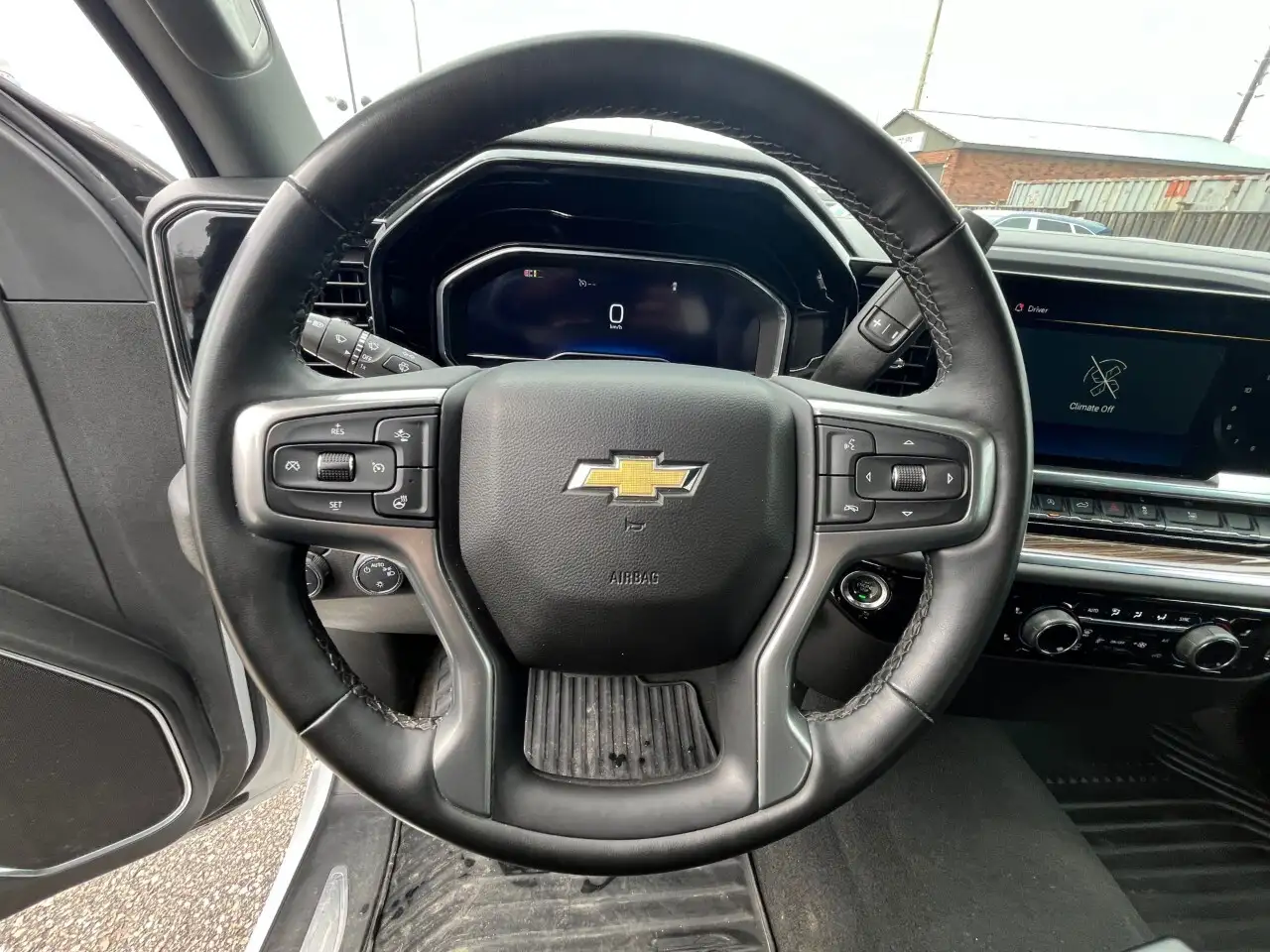 Chevrolet Silverado 1500 снимка Chevrolet Silverado 1500