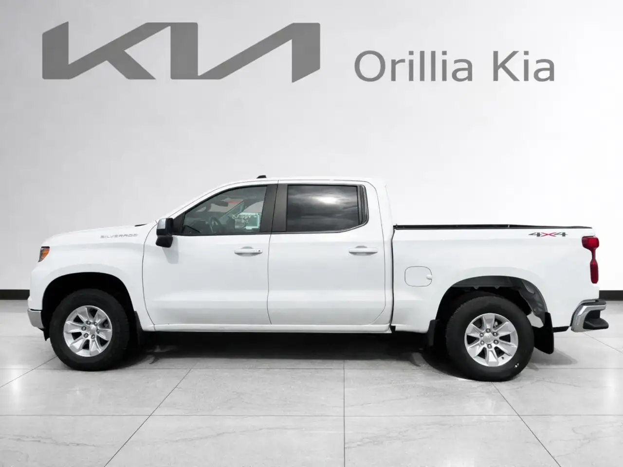 Chevrolet Silverado 1500 снимка Chevrolet Silverado 1500