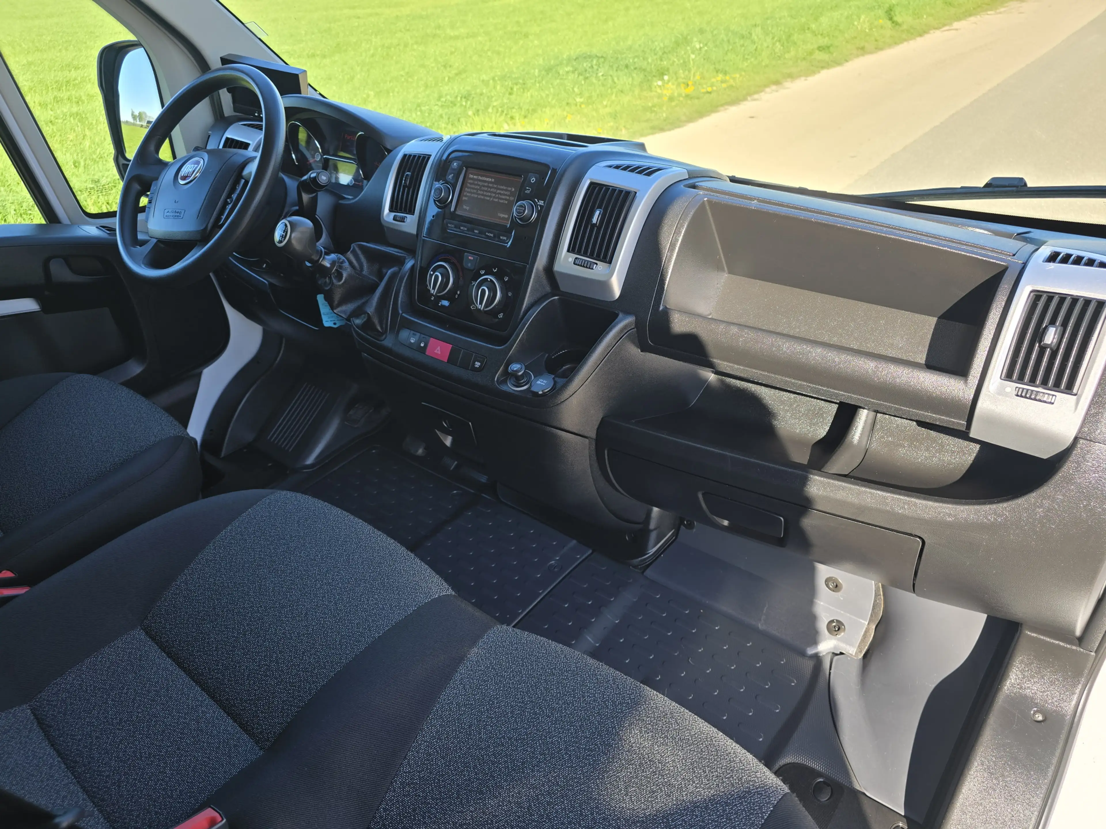 Fiat Ducato 35H 2.3 MultiJet L4 Bakwagen + Klep - 140 Pk - Eur — photo 14