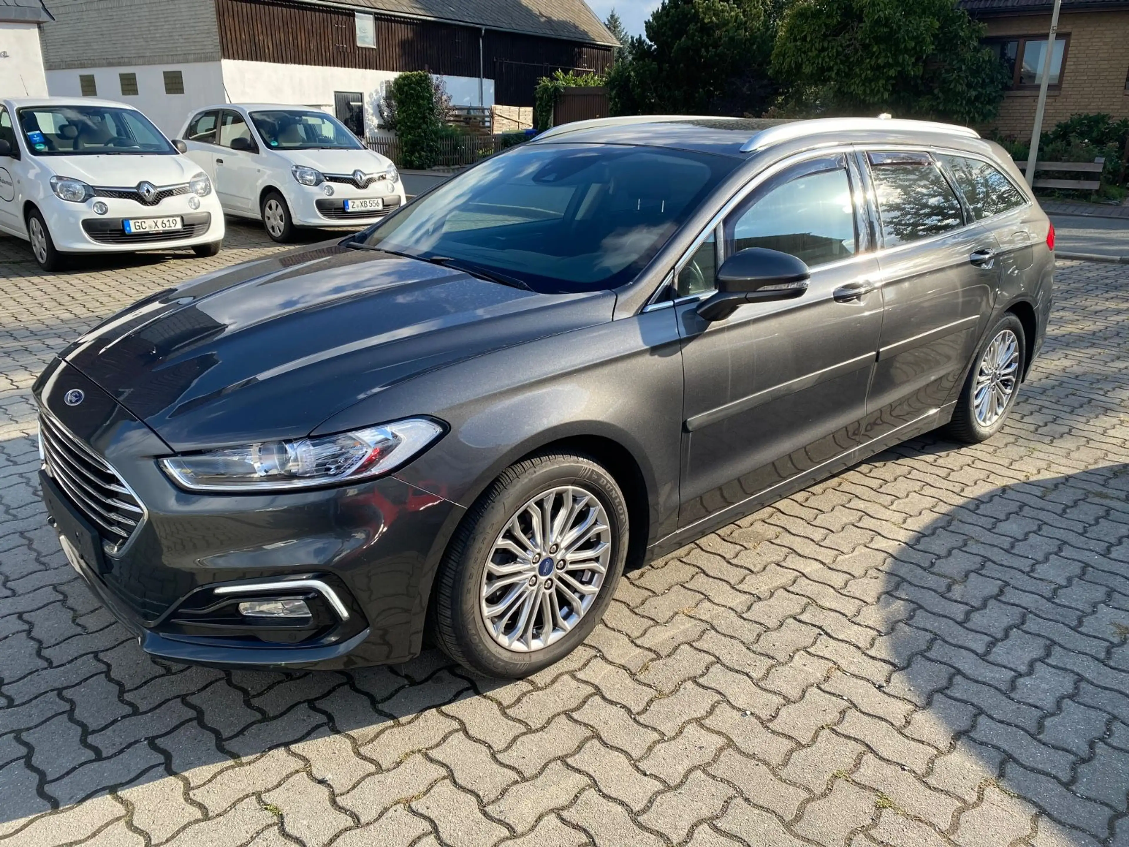Ford Mondeo Turnier Titanium — photo 4
