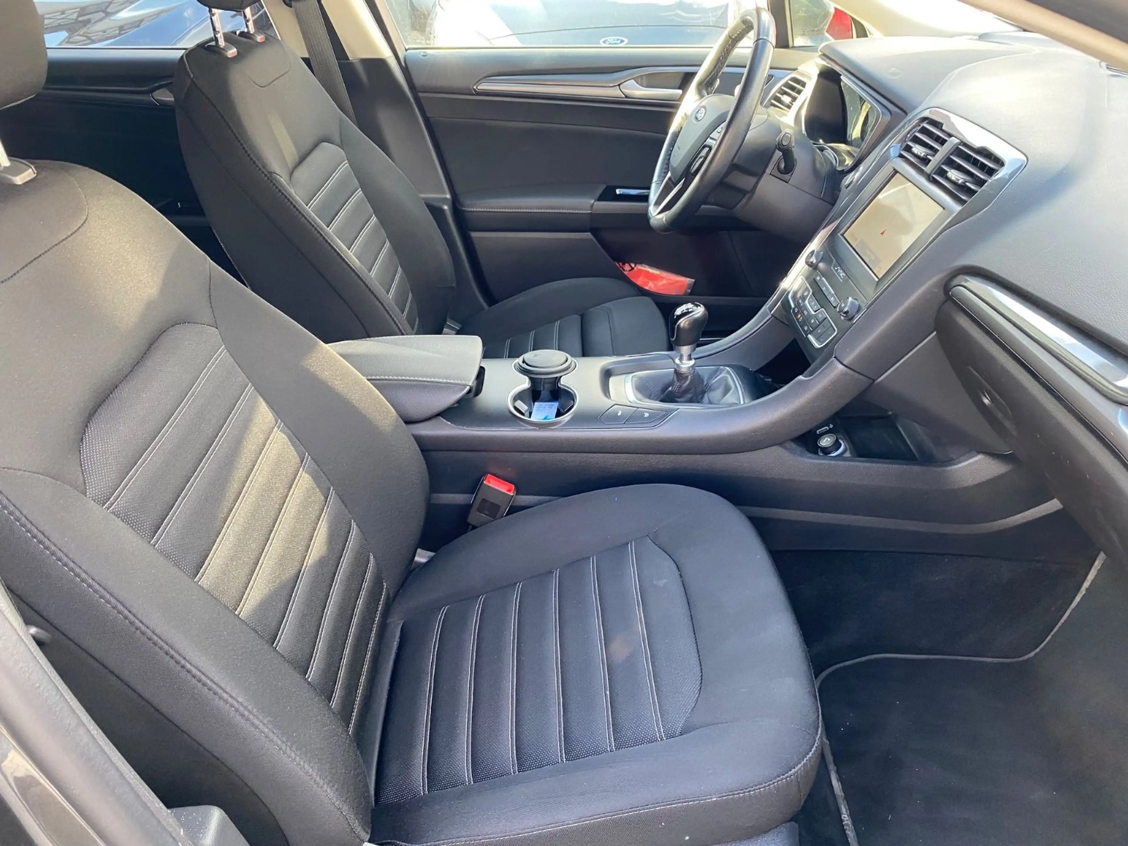 Ford Mondeo Turnier Titanium — photo 5