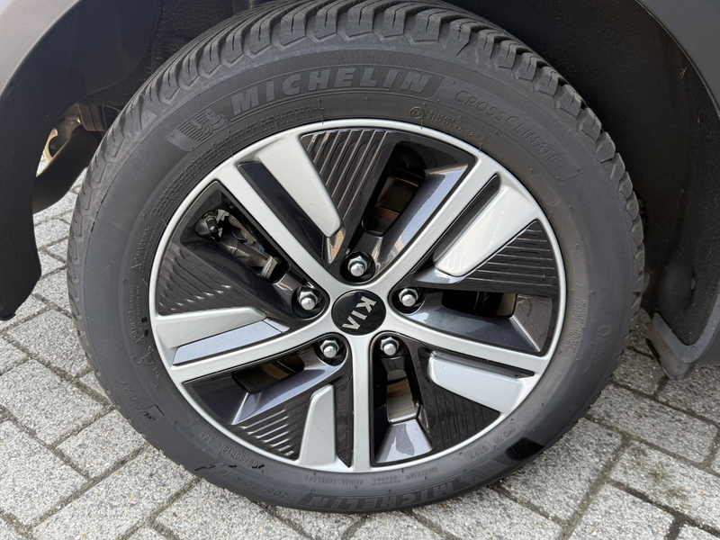 Kia Niro 1.6 GDi Hybrid DynamicLine All season Banden | Ada — photo 10