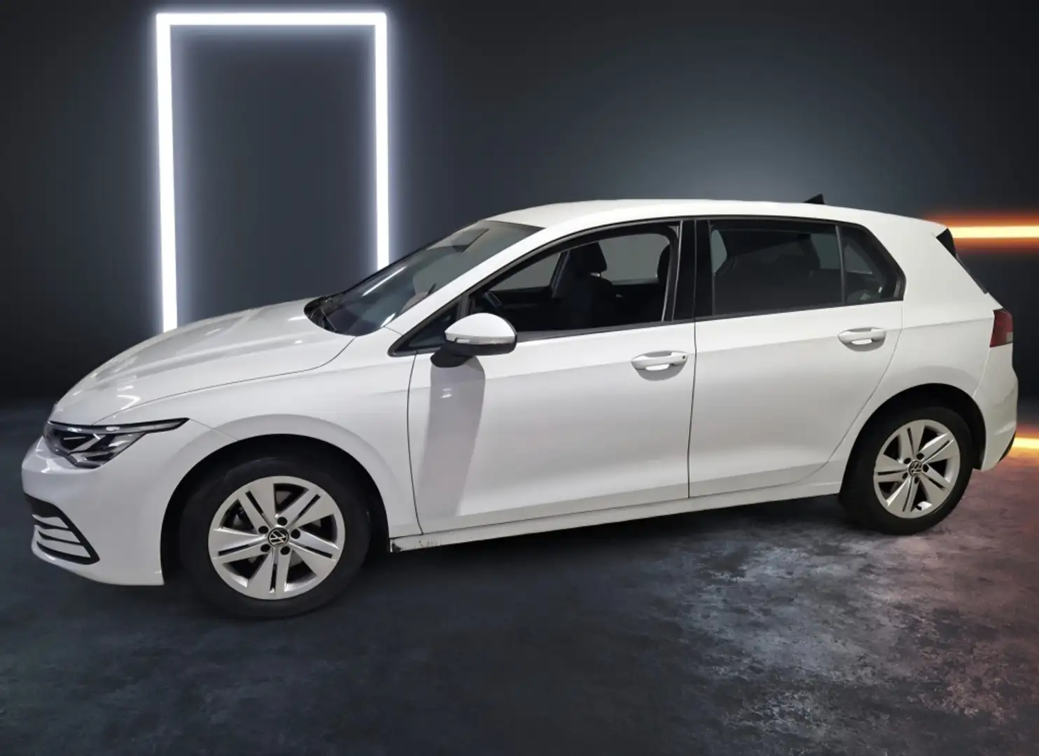 Volkswagen Golf 1.0 TSI 81kW Wit - 2