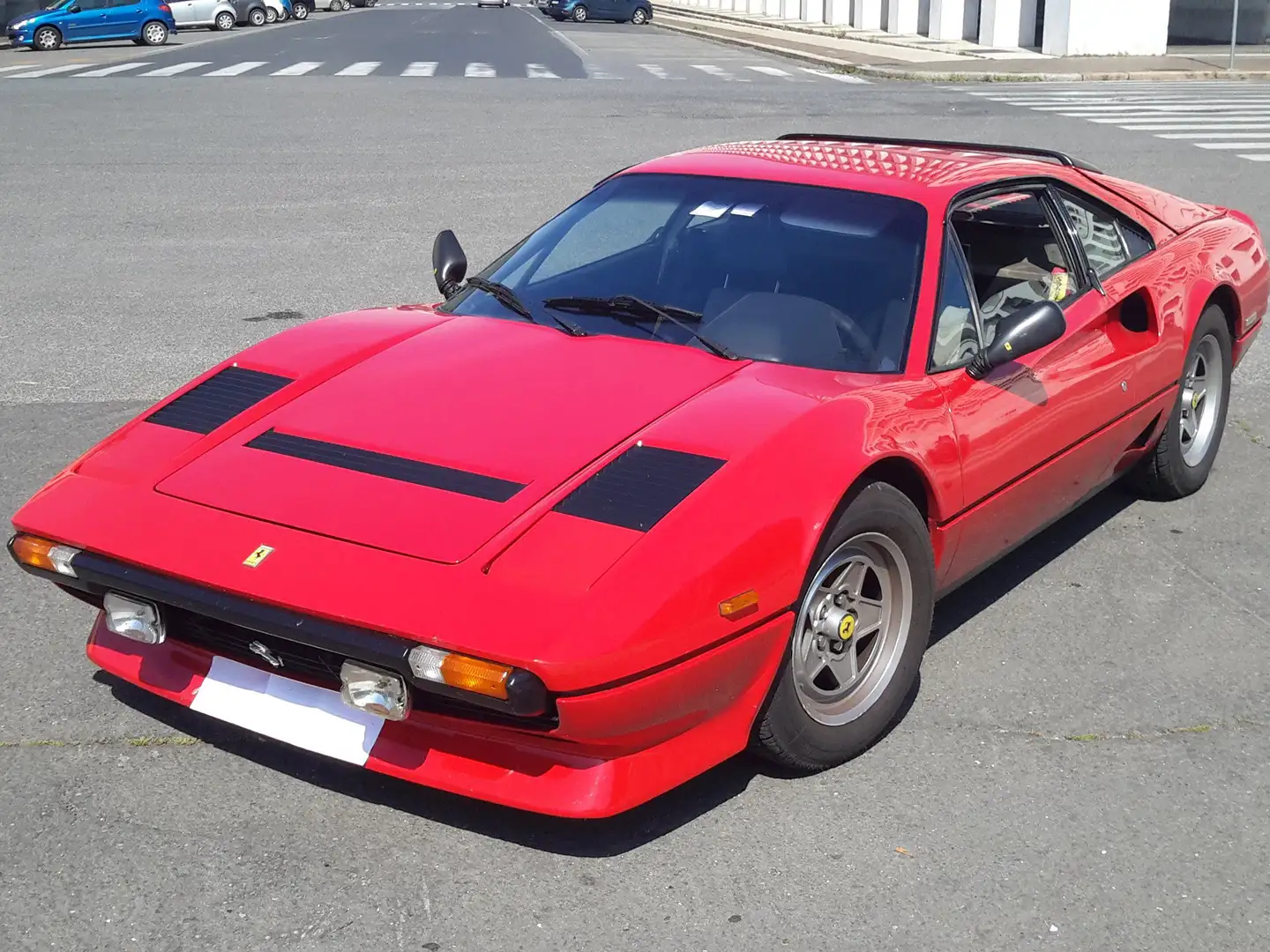 Ferrari 208 208 2.0 turbo GTB 220cv Rosso - 1