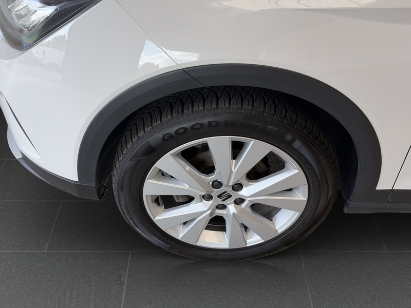 SEAT Arona 1.0 TSI Xperience DSG /Sitzhz/LED/CarPlay — photo 17