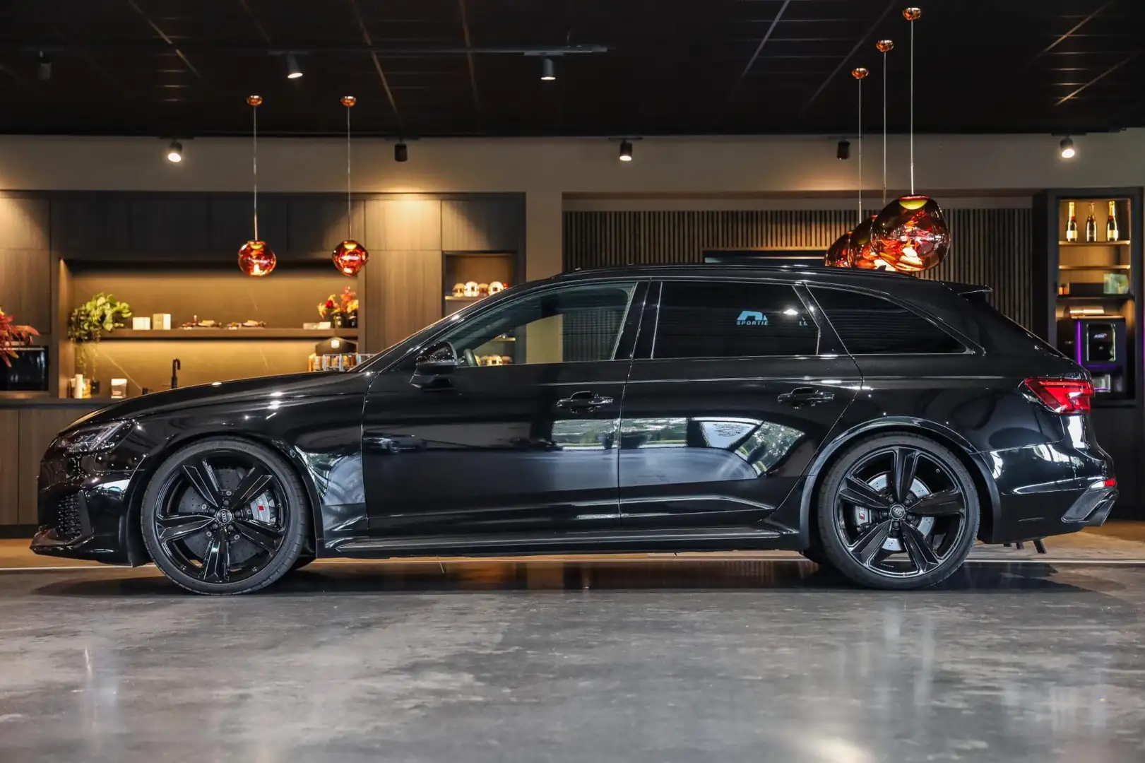 Audi RS4 Avant 2.9 TFSI Quattro, 450 PK, Keramiek, Carbon/I Zwart - 2