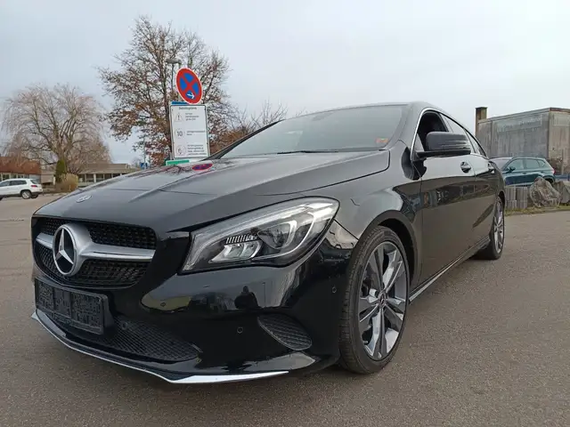 Mercedes-Benz CLA Shooting Brake CLA 200 CDI / d 4Matic