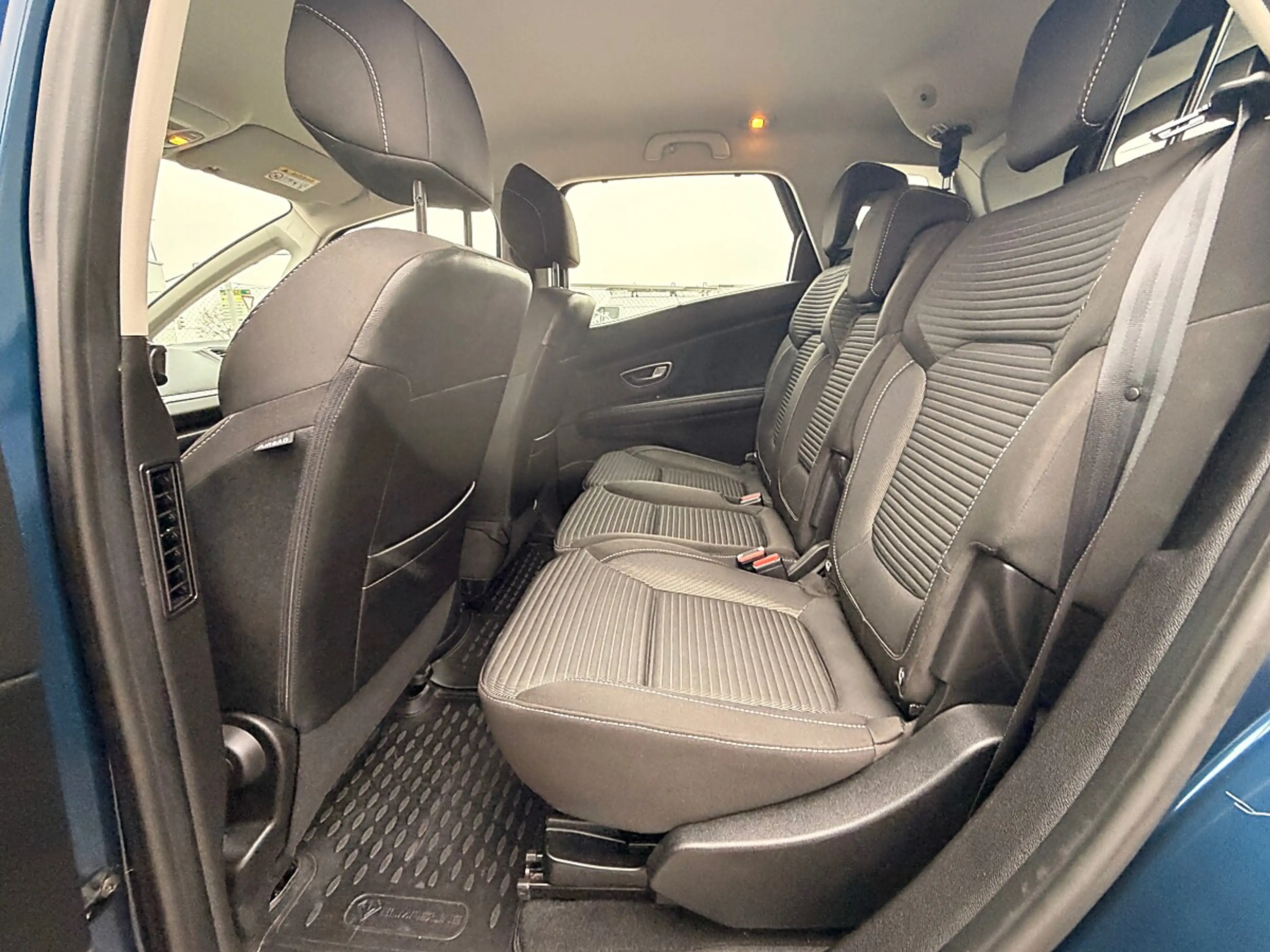 Renault Scenic Scénic Energy dCi 110 *GARANTIE;PICKERL NEU OHN... — photo 9