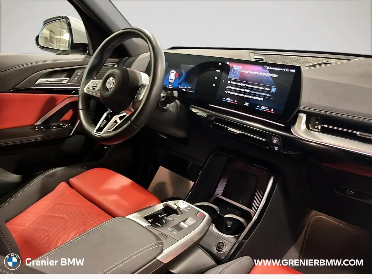 BMW X1 снимка BMW X1