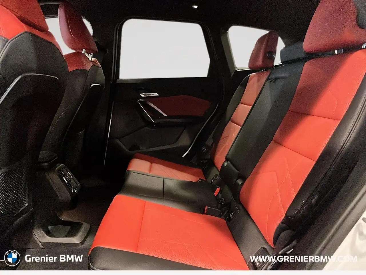 BMW X1 снимка BMW X1