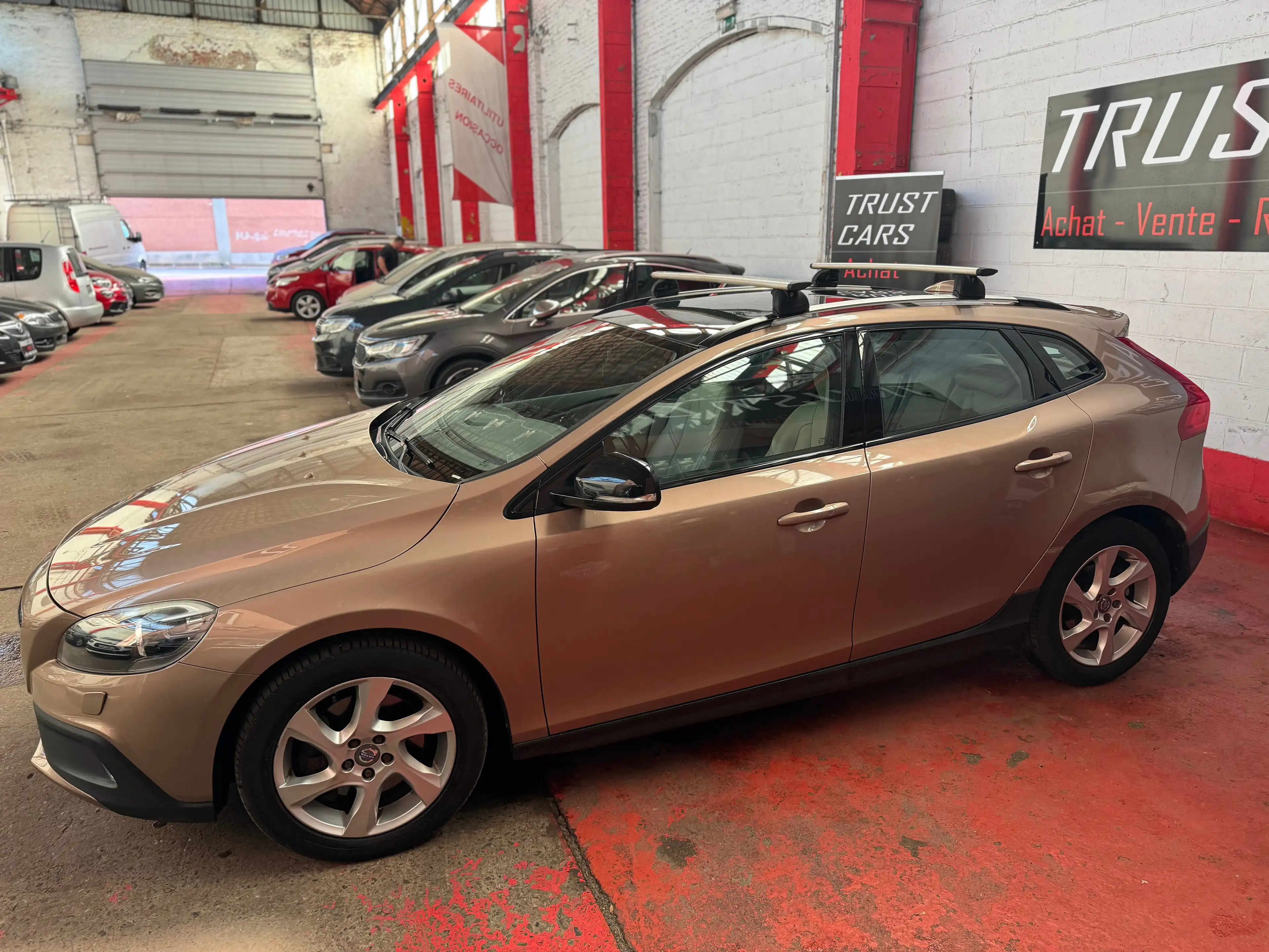 Volvo V40 Cross Country V40 Cross Country 2.0 T4 AWD Summum Geartronic — photo 3