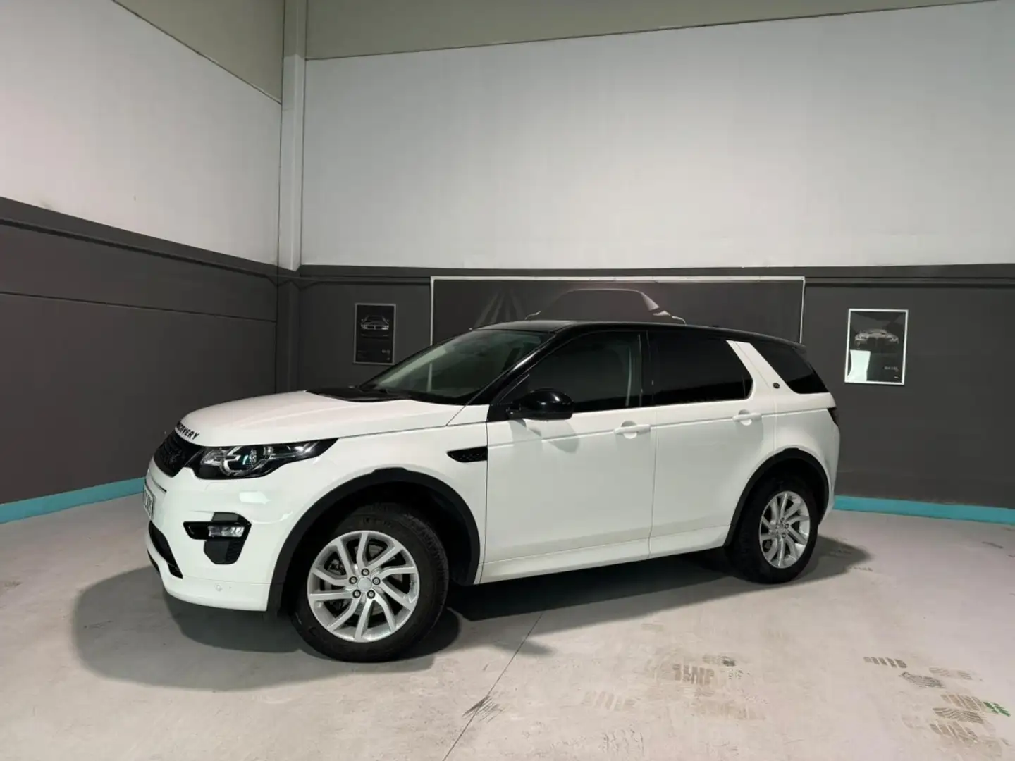 Land Rover Discovery Sport 2.0TD4 HSE 4x4 Aut. 180 Weiß - 2