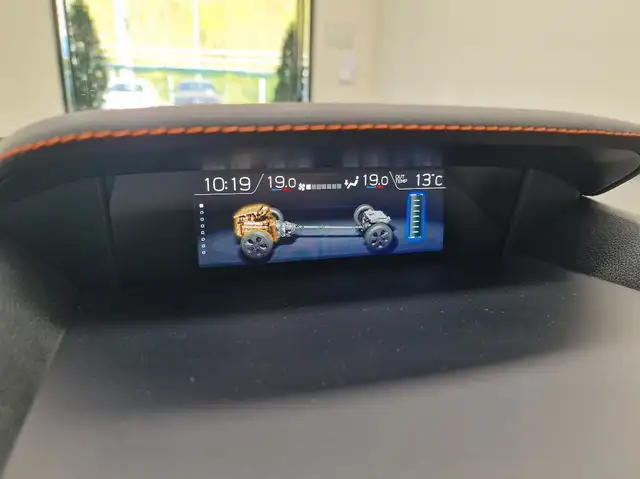 Subaru XV view 16