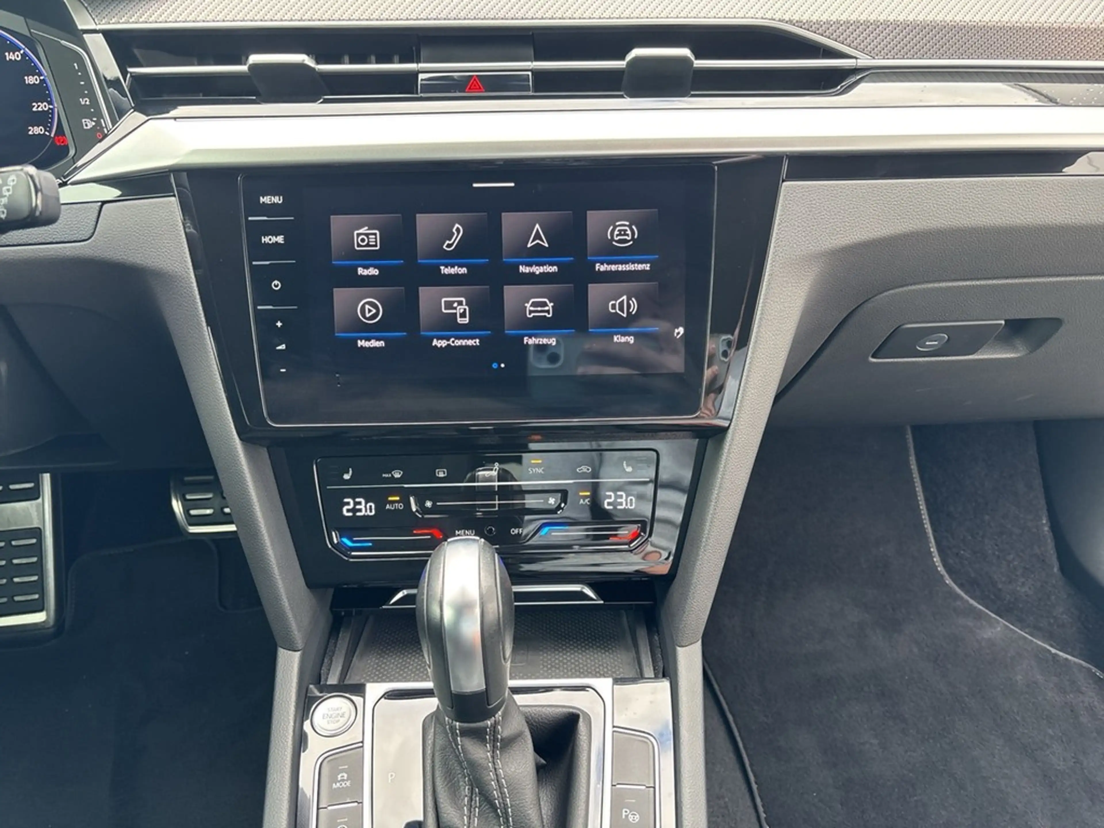 Volkswagen Arteon Shooting Brake 2.0 TSI DSG R-Line *Kamera — photo 12