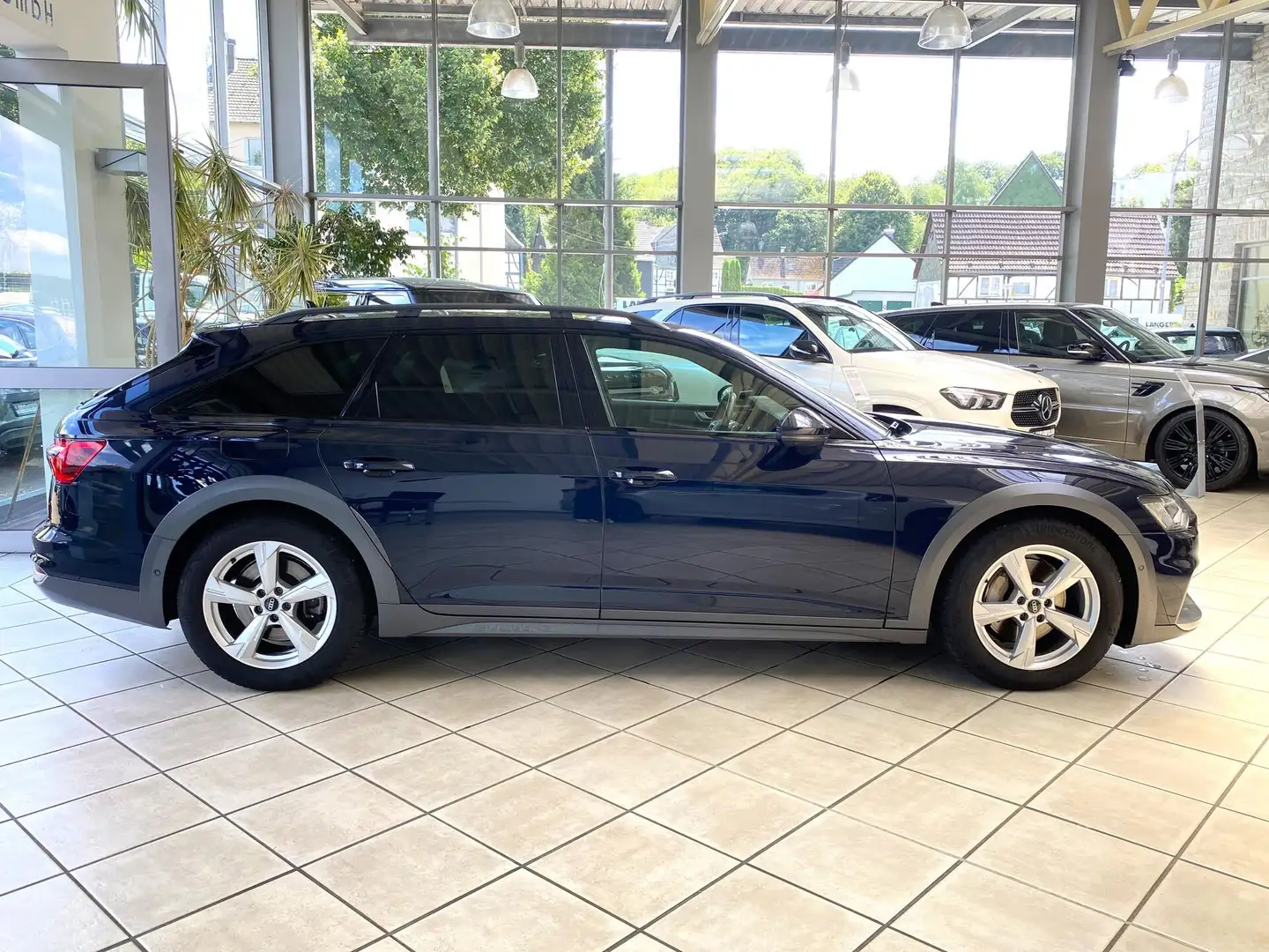 Audi A6 allroad Audi A6 45 TDI allroad *MATRIX*ACC*4xSHZ*MMIPLUS* Bleu - 2