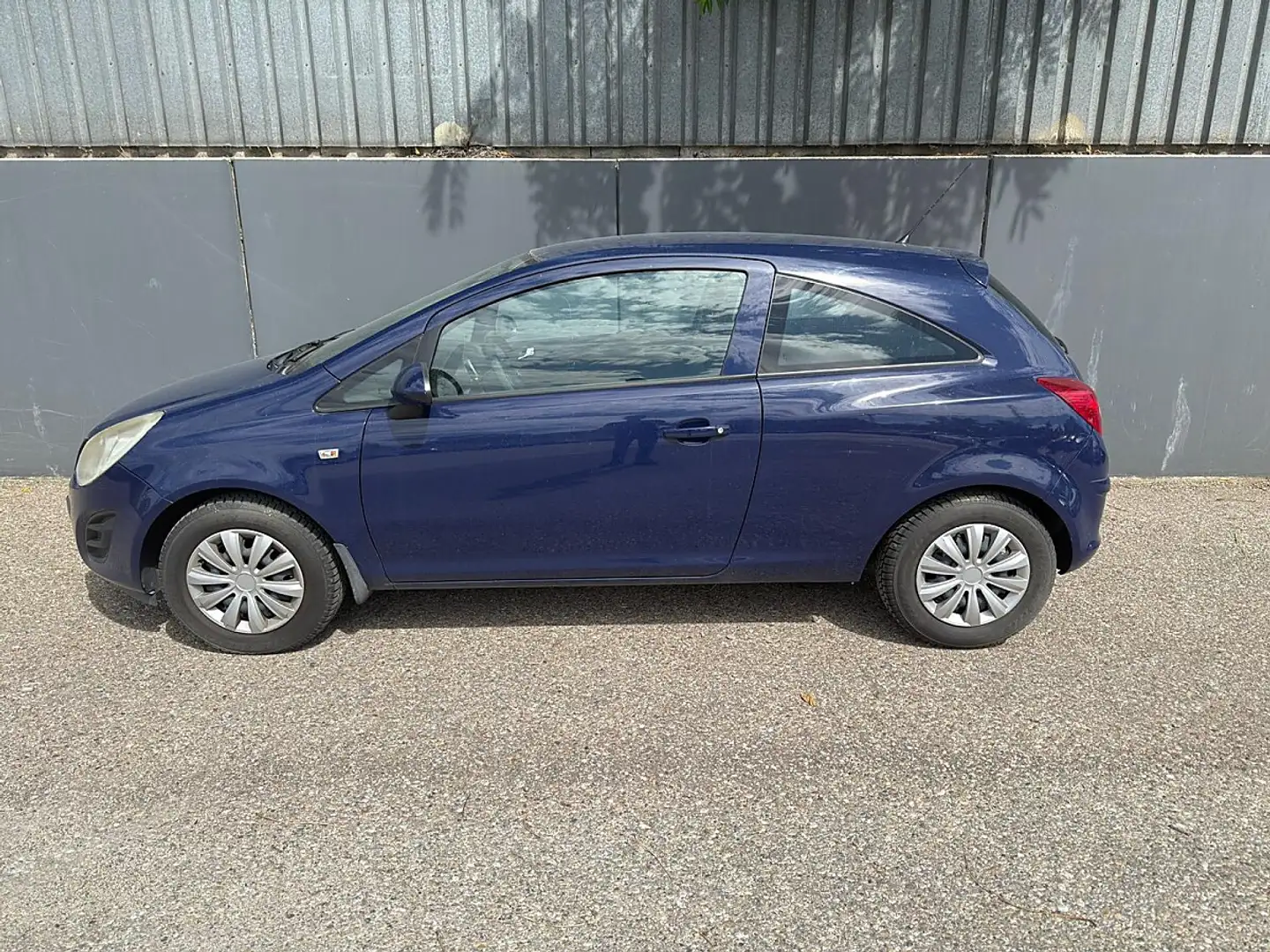 Opel Corsa 1,4 Edition | PICKERL BIS 11/2026 | Blau - 2