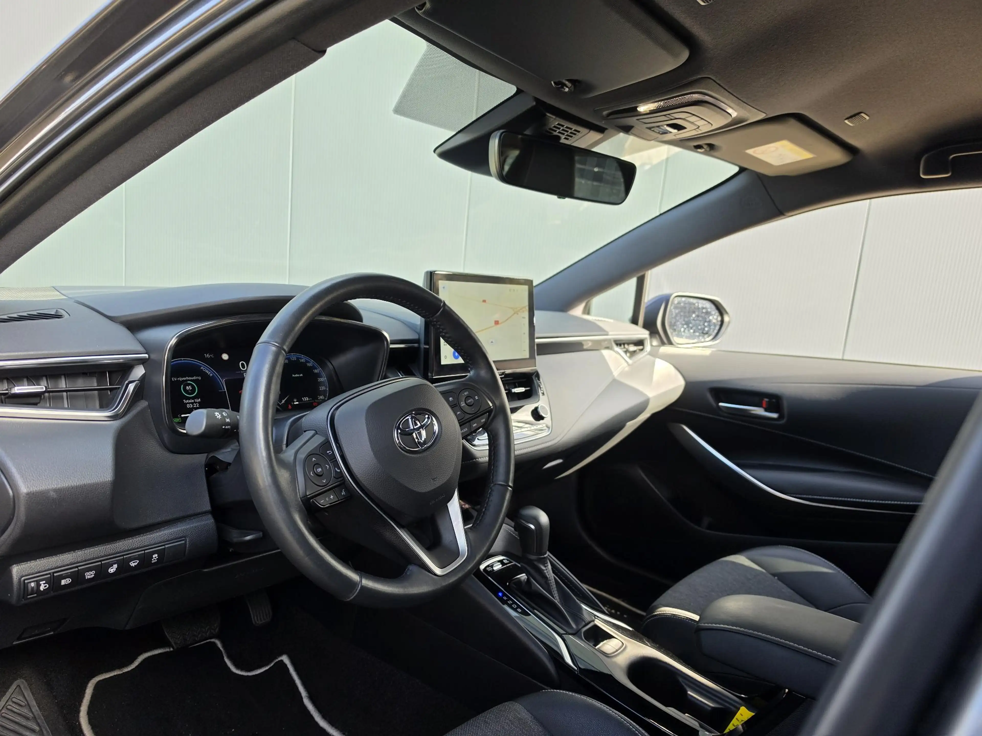 Toyota Corolla Touring Sports Hybrid 140 Dynamic | Apple Carplay/ — photo 2