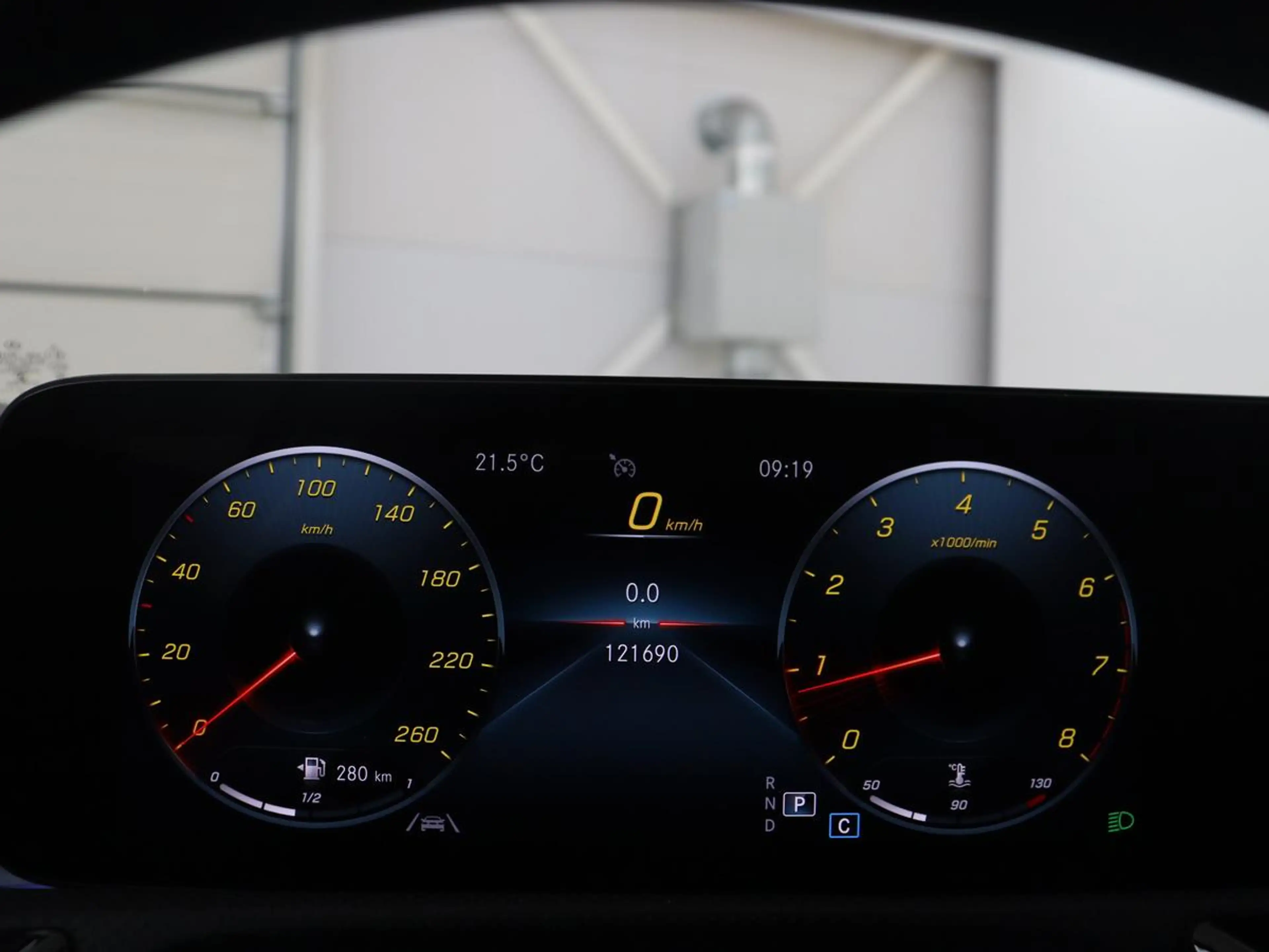 Mercedes-Benz A 180 Business Solution AMG | Apple Carplay | LED | Navi — photo 33