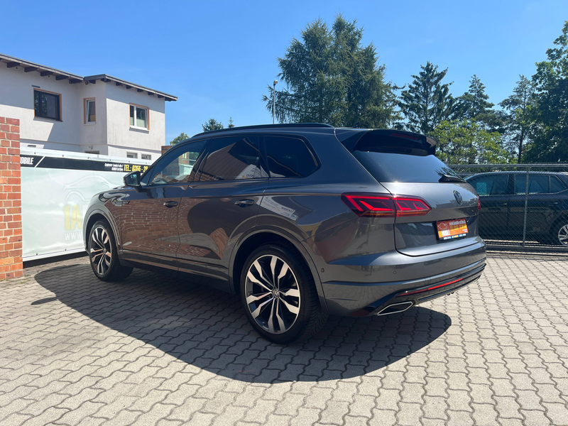 Volkswagen Touareg 4Motion R-Line Kamera 4x Sitzh. Standh. Matrix-LED — photo 3