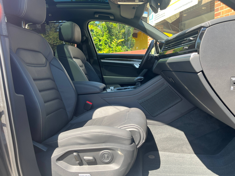 Volkswagen Touareg 4Motion R-Line Kamera 4x Sitzh. Standh. Matrix-LED — photo 11