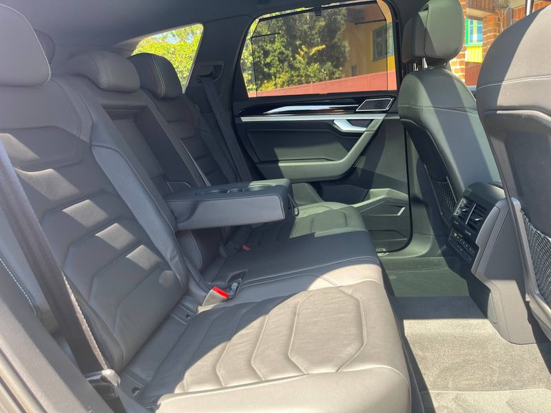 Volkswagen Touareg 4Motion R-Line Kamera 4x Sitzh. Standh. Matrix-LED — photo 15