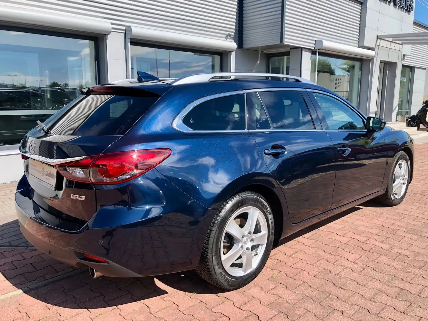 Mazda 6 Kombi Sports-Line/Bose/Navi/Sitzhz/LED Blau - 2