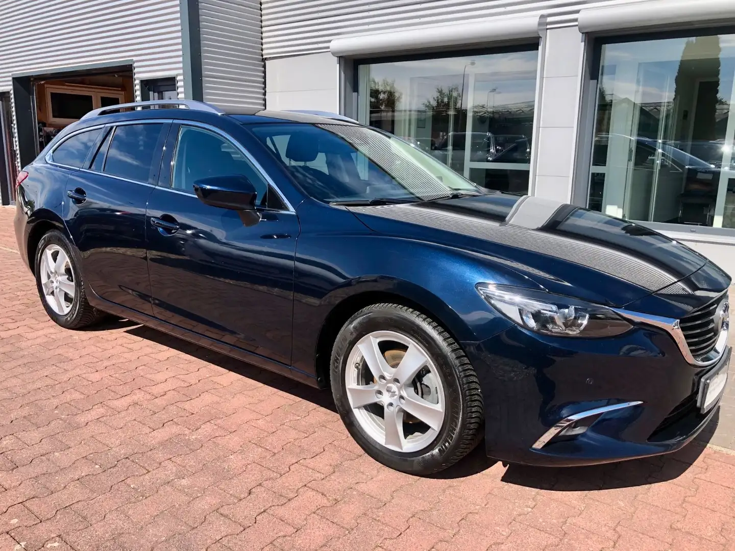Mazda 6 Kombi Sports-Line/Bose/Navi/Sitzhz/LED Blau - 1