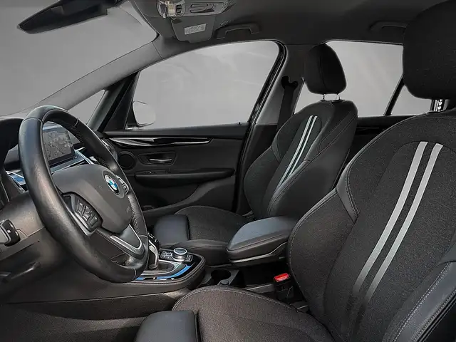 BMW 2 Series view 7