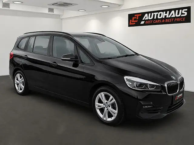 BMW 2 Series view 4